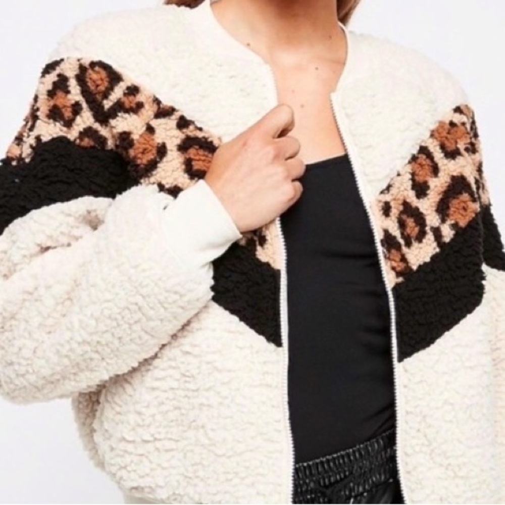 Leopard Express Sherpa
